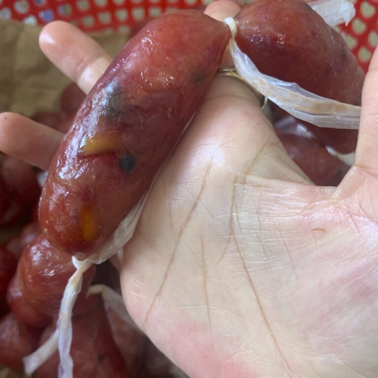 Lạp Xưởng Trứng Muối